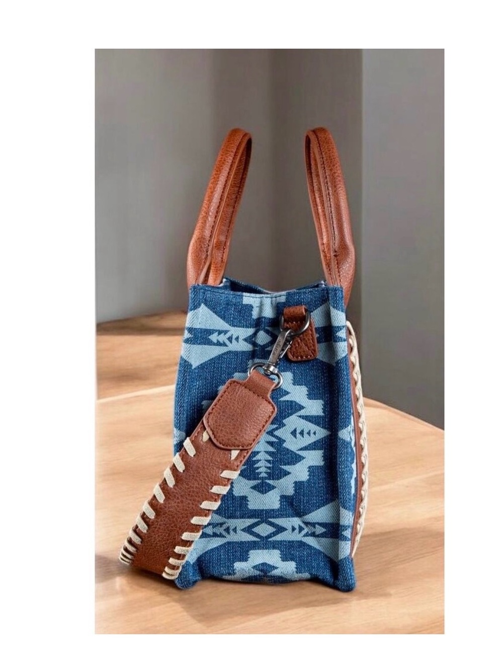 NWT Wrangler Blue Aztec Denim Tote with Brown Leather Handles - Picture 2 of 3